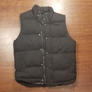 St John's Bay Black Puffy Vest